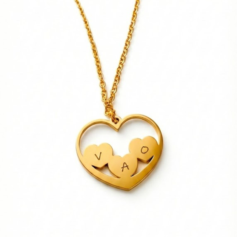 Caja Rosa Real Preservada + Collar Corazón de iniciales