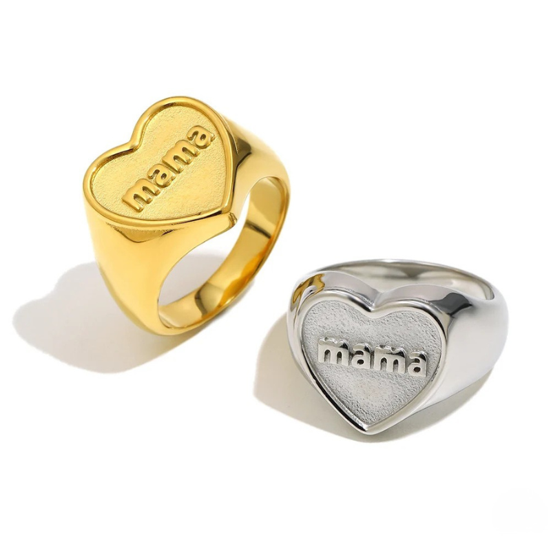 Anillo Oro Corazón Mamá