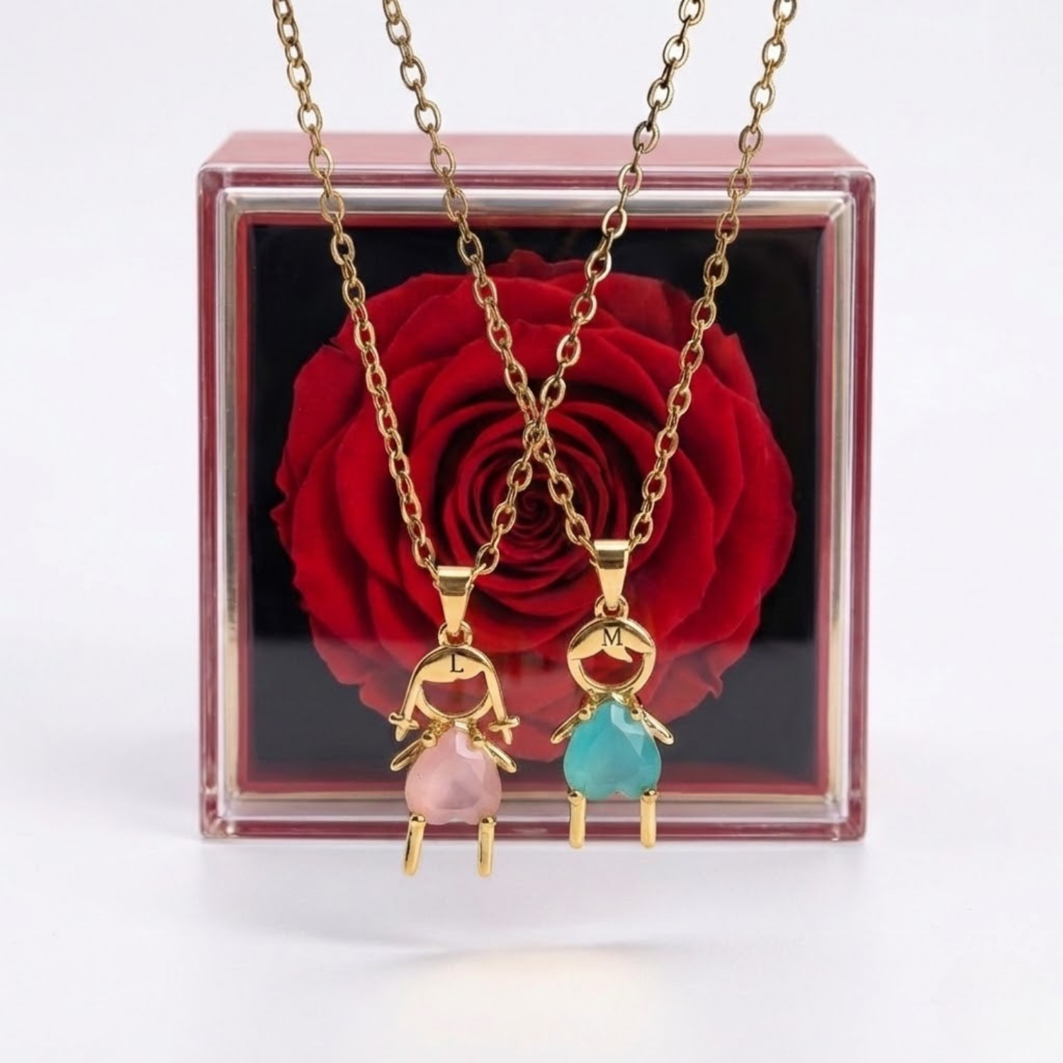 Caja Rosa Real Preservada + Collar Personalizado "Mi Familia"